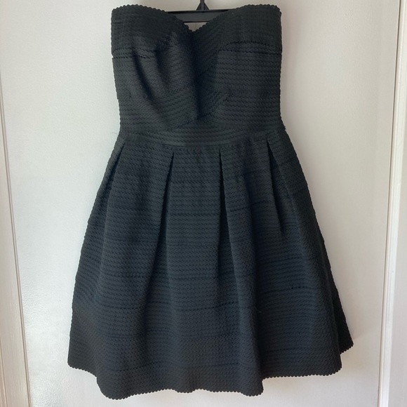 B. Darlin Strapless Bandage Dress - Picture 2 of 3